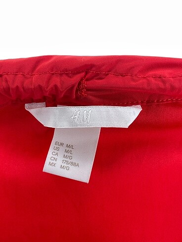 m Beden kırmızı Renk H&M Mini Etek %70 İndirimli.