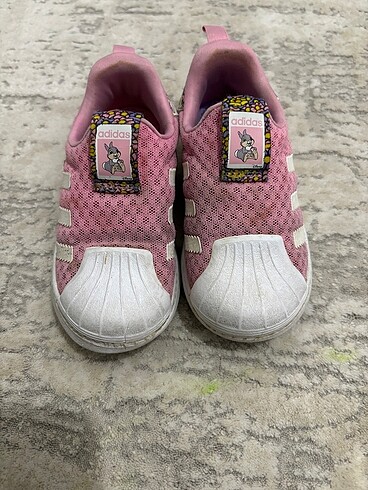 24 Beden Adidas ayakkabı