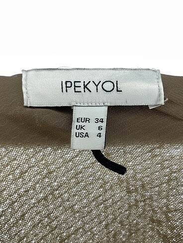 34 Beden haki Renk ipekyol Bluz %70 İndirimli.