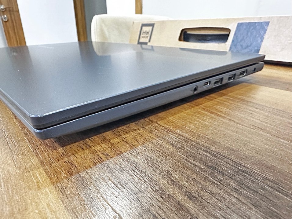 ASUS Vivobook Dizüstü Bilgisayar - Görsel 4