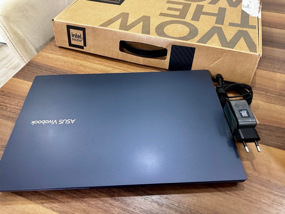 ASUS Vivobook Dizüstü Bilgisayar - Görsel 2