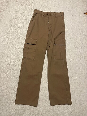 36 Beden Stradivarius kargo pantolon