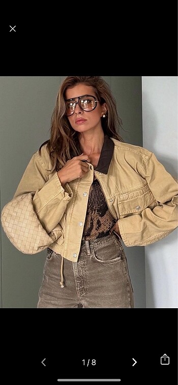Kontrast yakalı crop ceket
