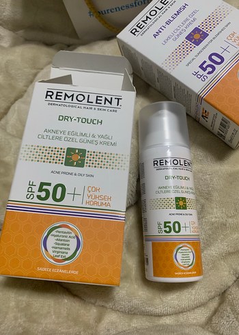 Remolent SPF 50+ Akneye Eğilimli Yağlı Ciltler için Güneş Kremi - Görsel 3