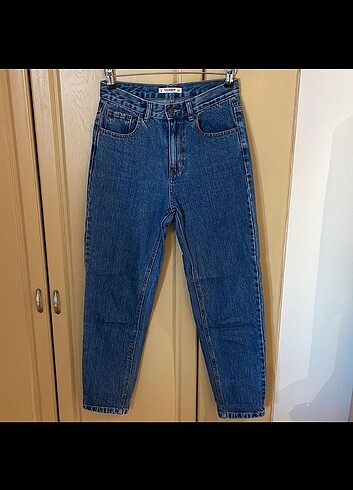 Pull bear mom jean 