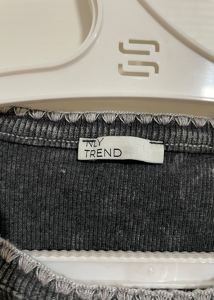 ESKİTME DETAYLI BLUZ - Görsel 3