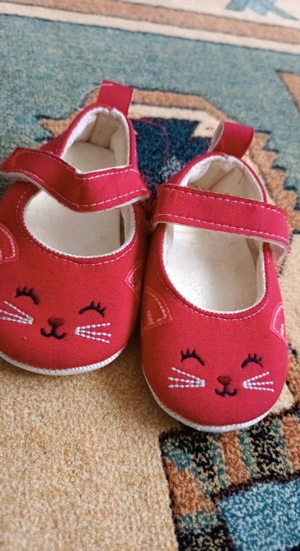Kız Bebek Kırmızı Nakışlı İlk Adım Ayakkabısı - Görsel 3