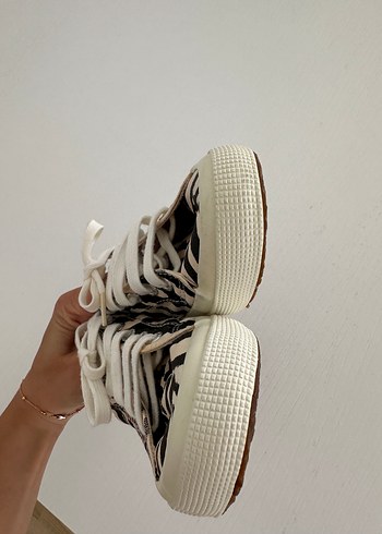 36 Beden beyaz Renk Zebra Desenli Kadın Günlük Spor Ayakkabı