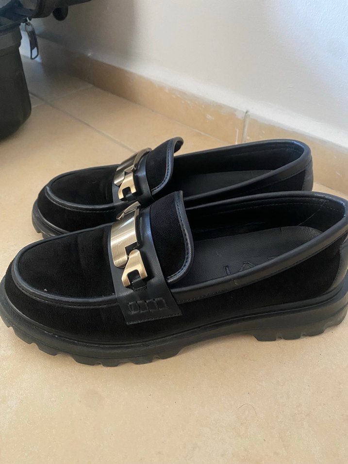 Siyah Süet Kadın Loaferlar Gold Tokalı - Görsel 4