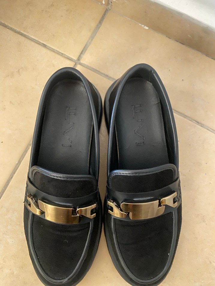 Siyah Süet Kadın Loaferlar Gold Tokalı - Görsel 2