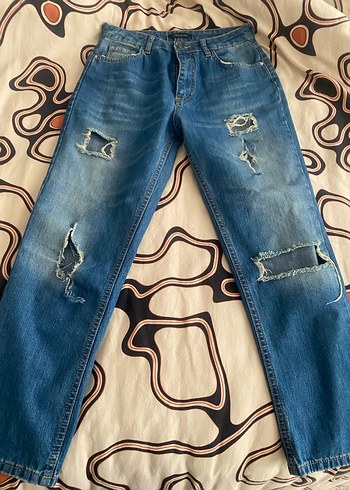 Mavi Yırtık Detaylı Salaş Kadın Kot Pantolon - Görsel 2