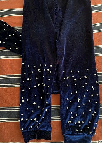 Boncuk Detaylı Kapüşonlu Kadın Sweatshirt - Görsel 2