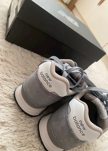 Gri Süet New Balance Kadın Spor Ayakkabı - Görsel 4