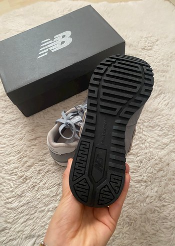 Gri Süet New Balance Kadın Spor Ayakkabı - Görsel 3