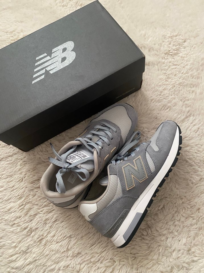 Gri Süet New Balance Kadın Spor Ayakkabı - Görsel 2