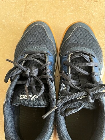 34 Beden Asics