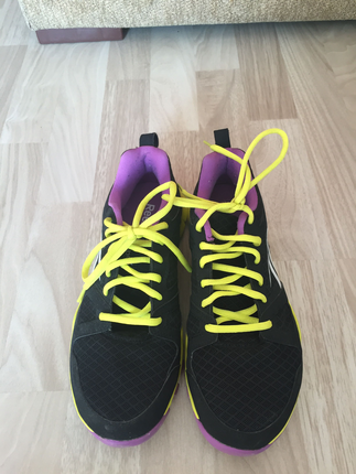 Reebok spor ayakkabı