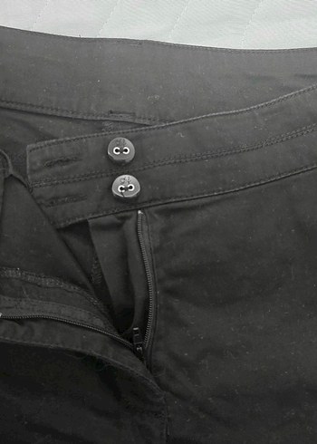 Düğmeli Siyah Kadın Kumaş Pantolon - Görsel 4