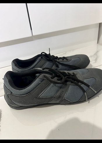 41 Beden gri Renk Gri Erkek Spor Ayakkabı Bağcıklı Model