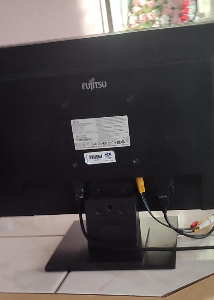 FUJITSU SCENICVIEW E19W-5 19 1440 X 900 5 MS DVI-D VGA SPEAKERS - Görsel 3