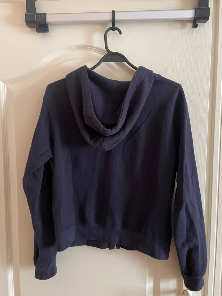 Nakışlı Koyu Mavi Kapüşonlu Fermuarlı Hırka - Görsel 3