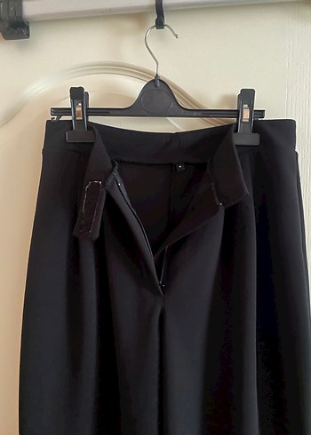 Kadın Siyah Pilili Ofis Kumaş Pantolon - Görsel 4