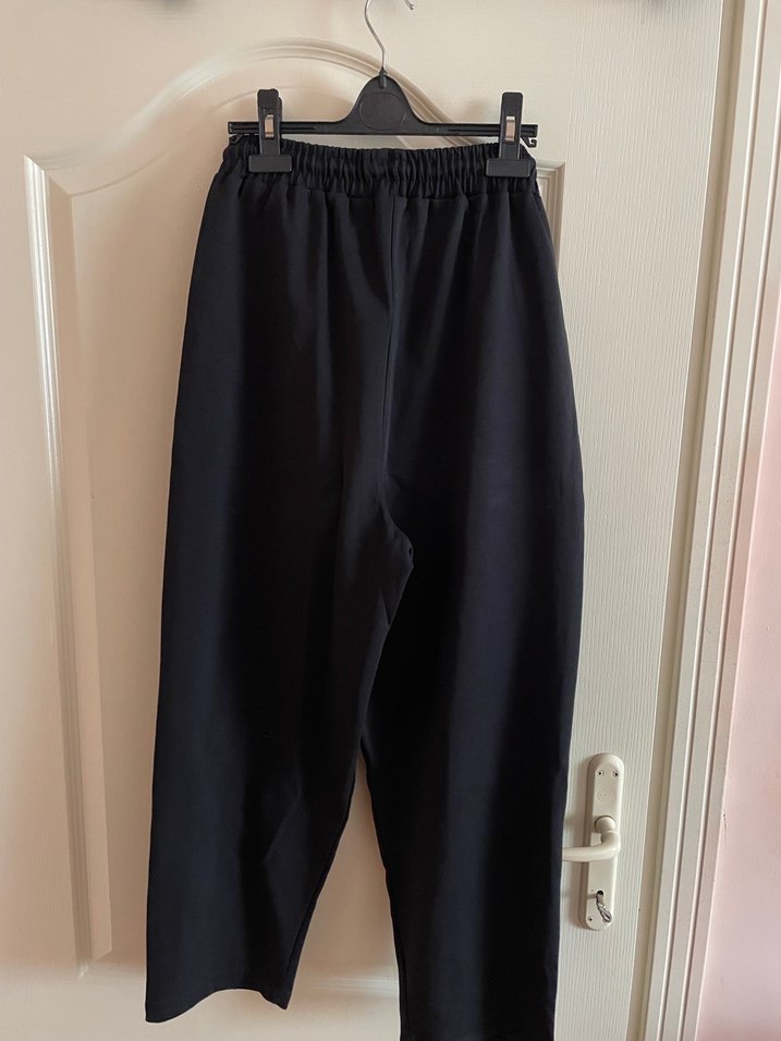 Siyah Bol Kesim Kadın Pantolon - Görsel 3