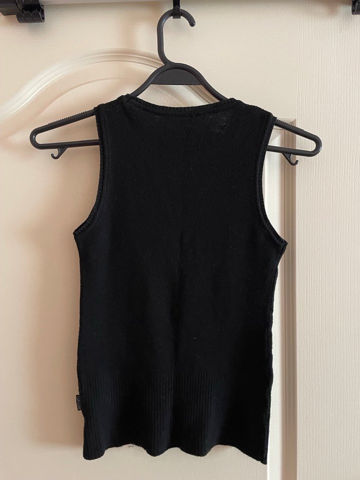 Siyah Yün Yüksek Yakalı Kolsuz Kadın Süveter - Görsel 3