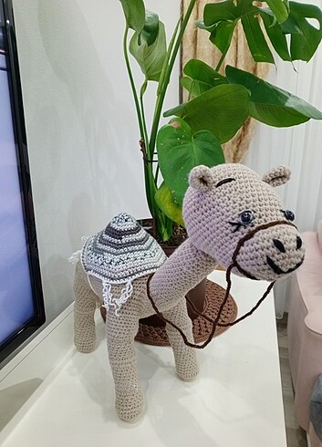  Deve amigurumi 