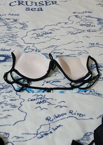Diğer Pastel Renkli Çizgili Strappy Bikini Üstü