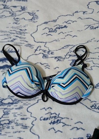 Pastel Renkli Çizgili Strappy Bikini Üstü