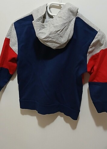 LC Waikiki Spiderman sweatshirt 6-7 yas
