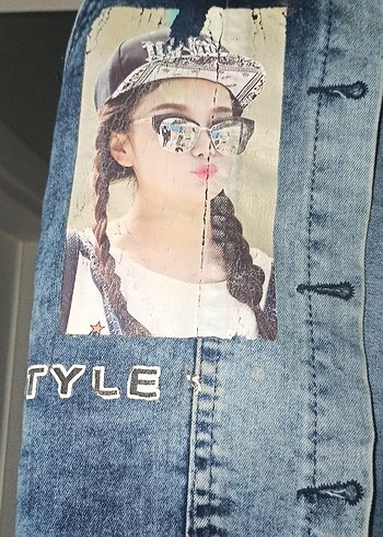 Kız Çocuk Denim Baskılı Düğmeli Yelek - Görsel 2