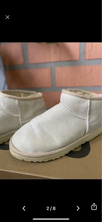 Ugg Ugg bot