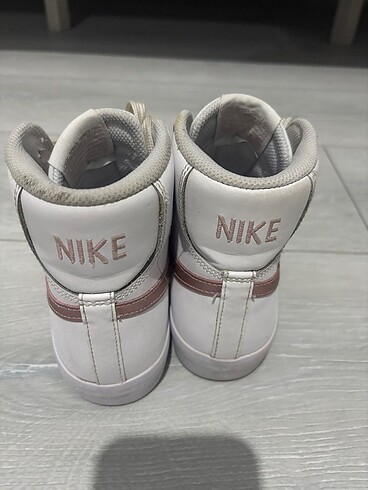 36 Beden beyaz Renk Nike kadın ayakkabı