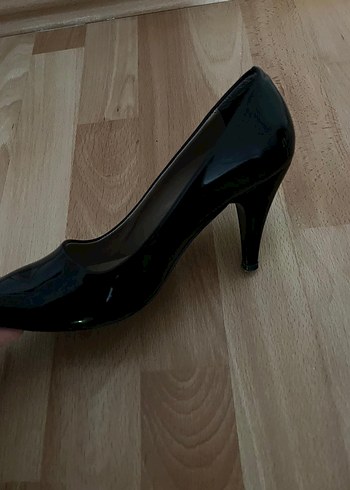 36 Beden Siyah Rugan Kadın Stiletto Topuklu Ayakkabı