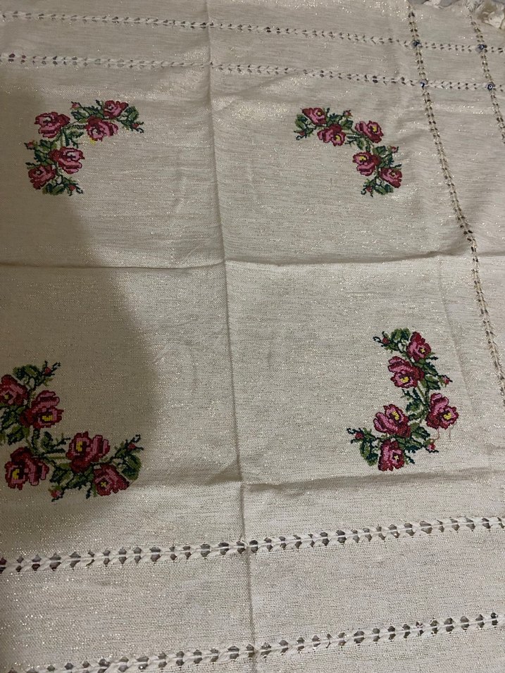 Nakış işlemeli masa örtüsü - Görsel 2
