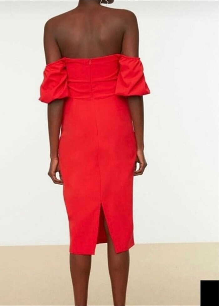 Kırmızı midi boy elbise - Görsel 3