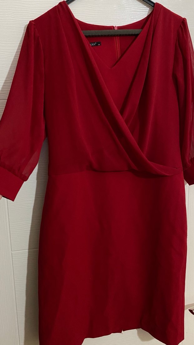 Kırmızı Midi V Yaka Drapeli Kadın Elbise - Görsel 3