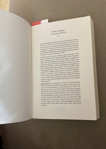 Genç Olmak 80 Yazardan Öykü 2. Cilt - Görsel 4