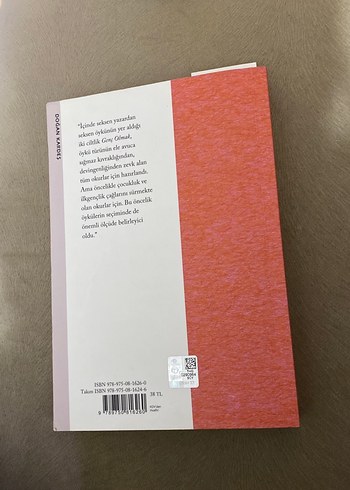 Genç Olmak 80 Yazardan Öykü 2. Cilt - Görsel 7