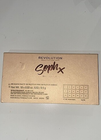 Revolution X Soph Super Spice Far Paleti 