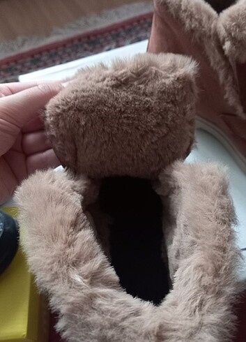 Ugg Pelus Bot 
