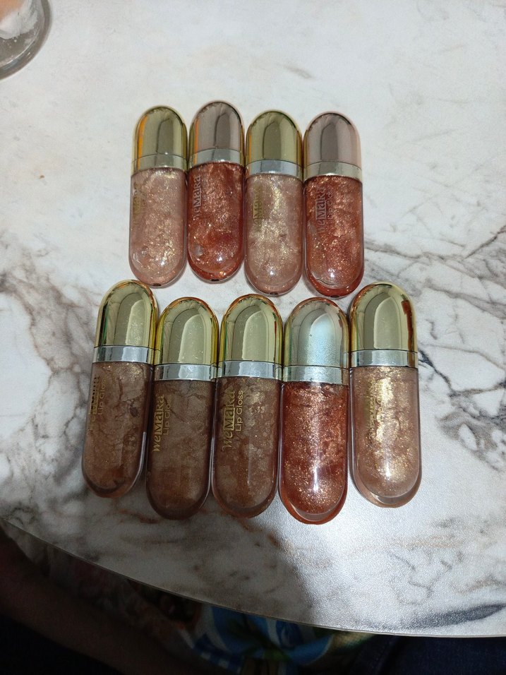 Parlak Işıltılı Kahverengi Dudak Parlatıcısı - Görsel 5