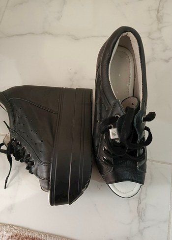 Siyah Gizli Topuklu Kadın Günlük Ayakkabı - Görsel 5