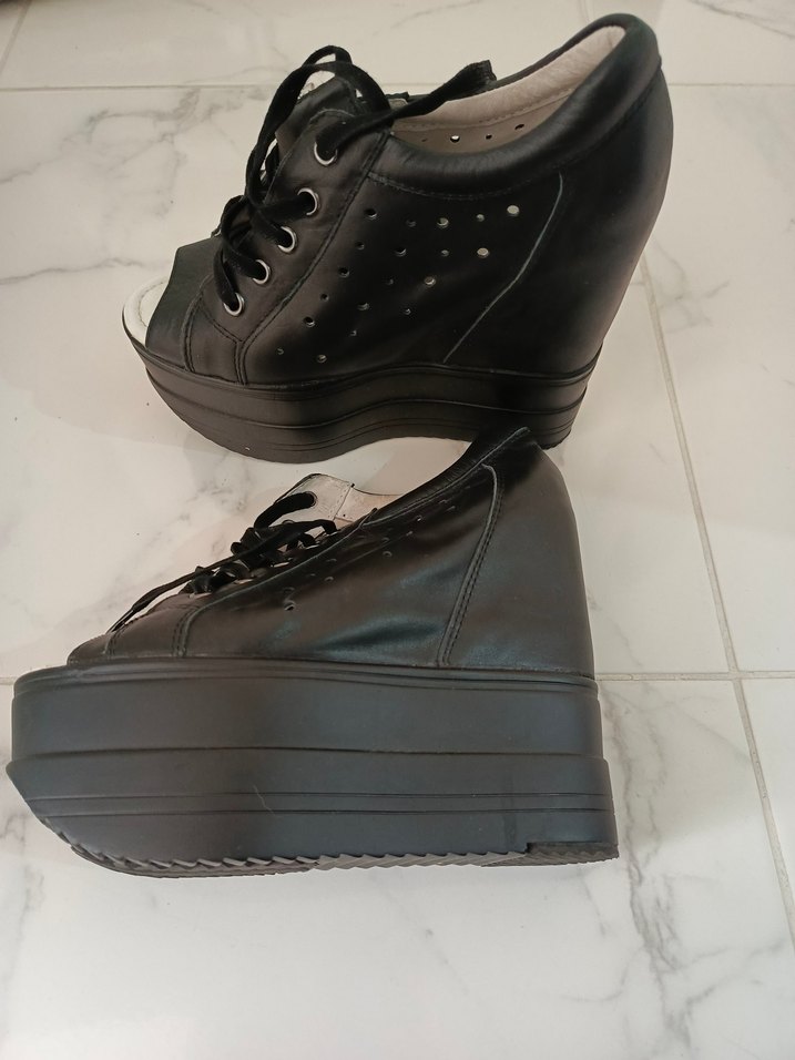 Siyah Gizli Topuklu Kadın Günlük Ayakkabı - Görsel 3