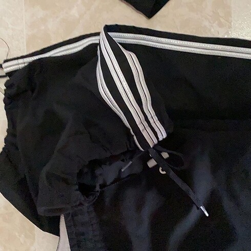 s Beden siyah Renk Adidas Siyah Eşofman Takımı