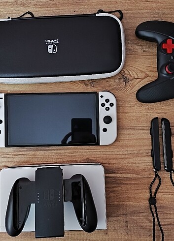 Nintendo ACİL! UYGUN! Eksiksiz Çipli Switch Oled!! 256gb+64gb 30 Oyun!