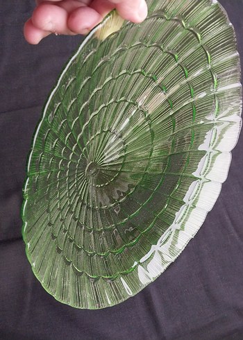 Eskilerden Koyu Yeşil Soyut Desenli Cam Tabak - Görsel 7