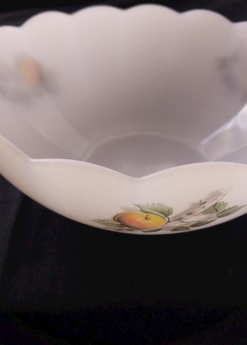 Arcopal Elma Desenli Beyaz Kase - Görsel 2